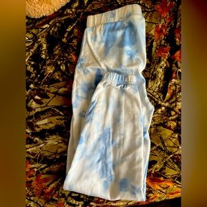 Juniors joggers, size Large